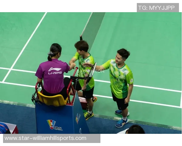 成都羽毛球队与深圳羽毛球队赛后复盘分析意识碰撞与战术调整探讨