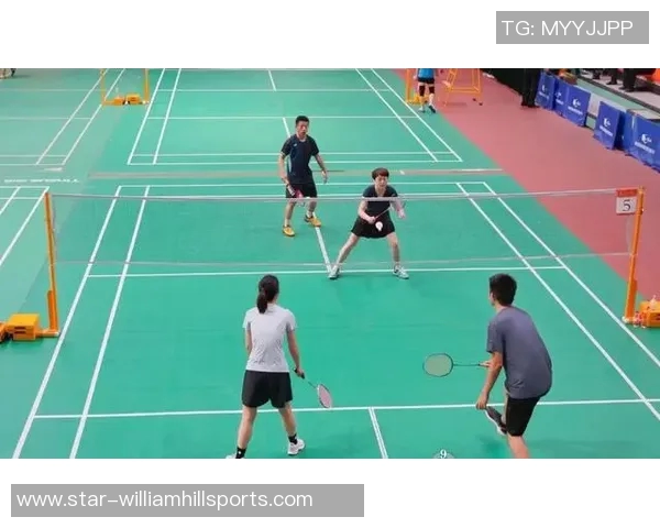 羽毛球专题聚焦杭州羽毛球队在耐力与技术上的全面提升与欧冠足球的对比分析